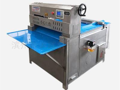 羊肉(rou)切片機(ji)切肉不(bu)成卷的(de)原因分(fèn)析